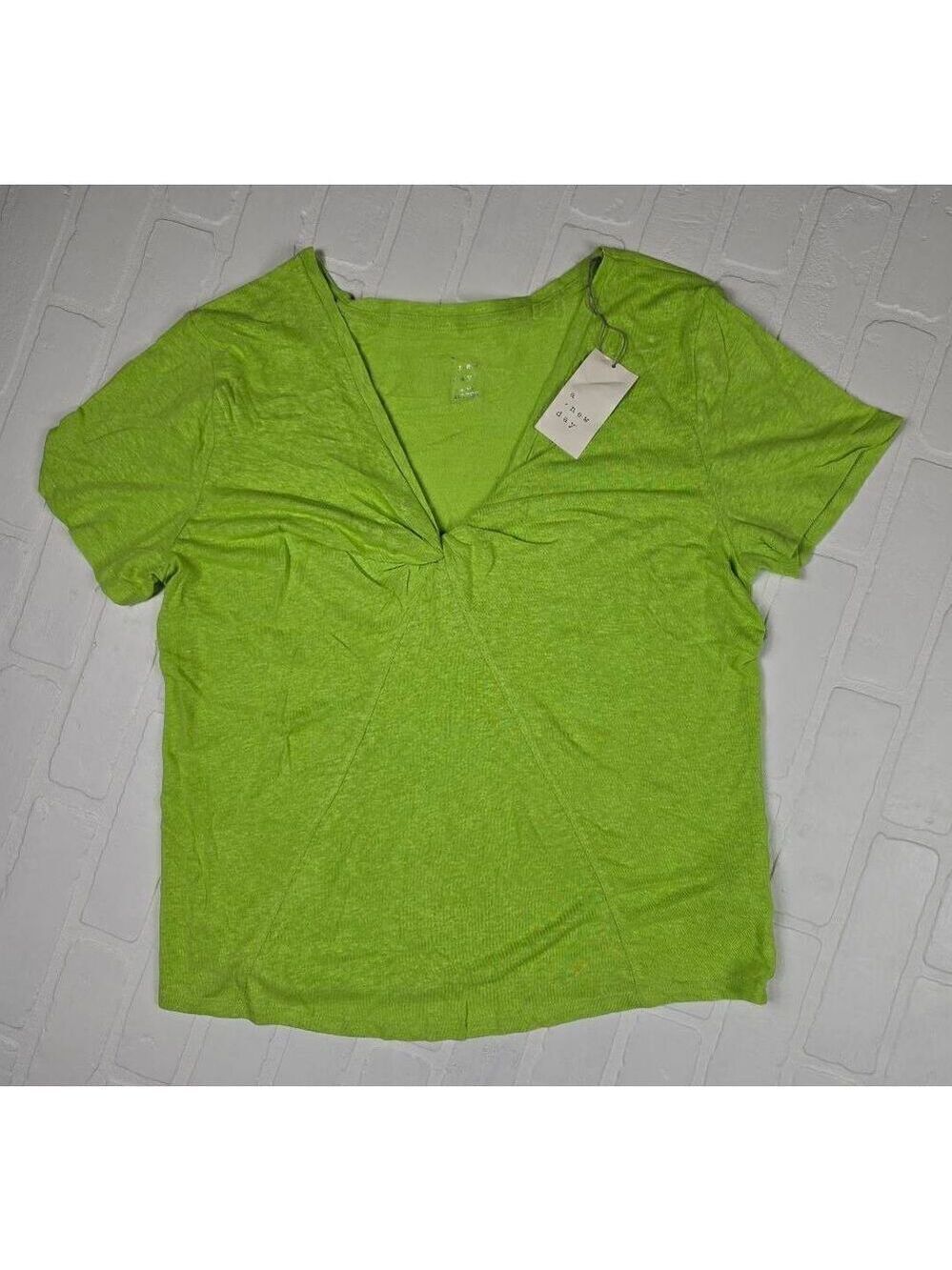 A New Day Lime Twisted V-Neck Top XXL